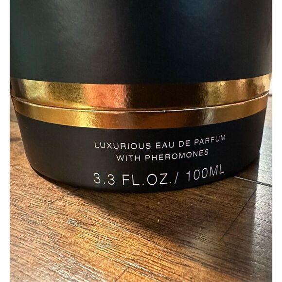 NIB - 3.3 Oz Booty Parlor Unforgettable Amour La Nuit PERFUME W/ Pheromones - Picture 7 of 7